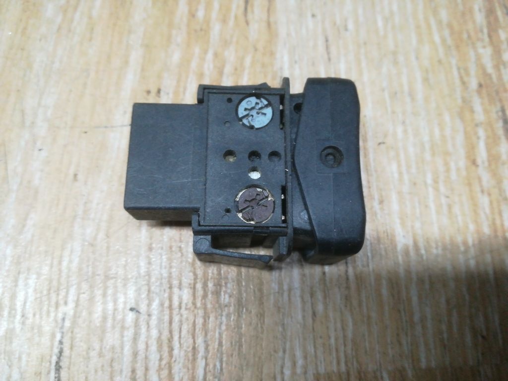 Кнопка  к Mazda Xedos 9 1997