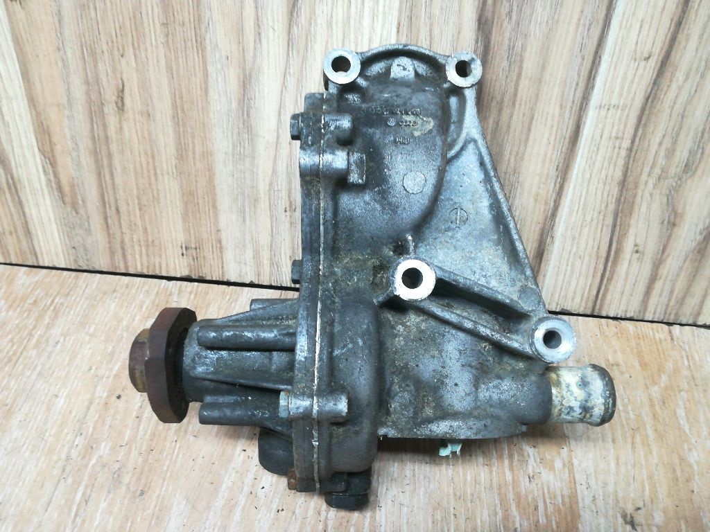 Помпа к Audi A4 1996