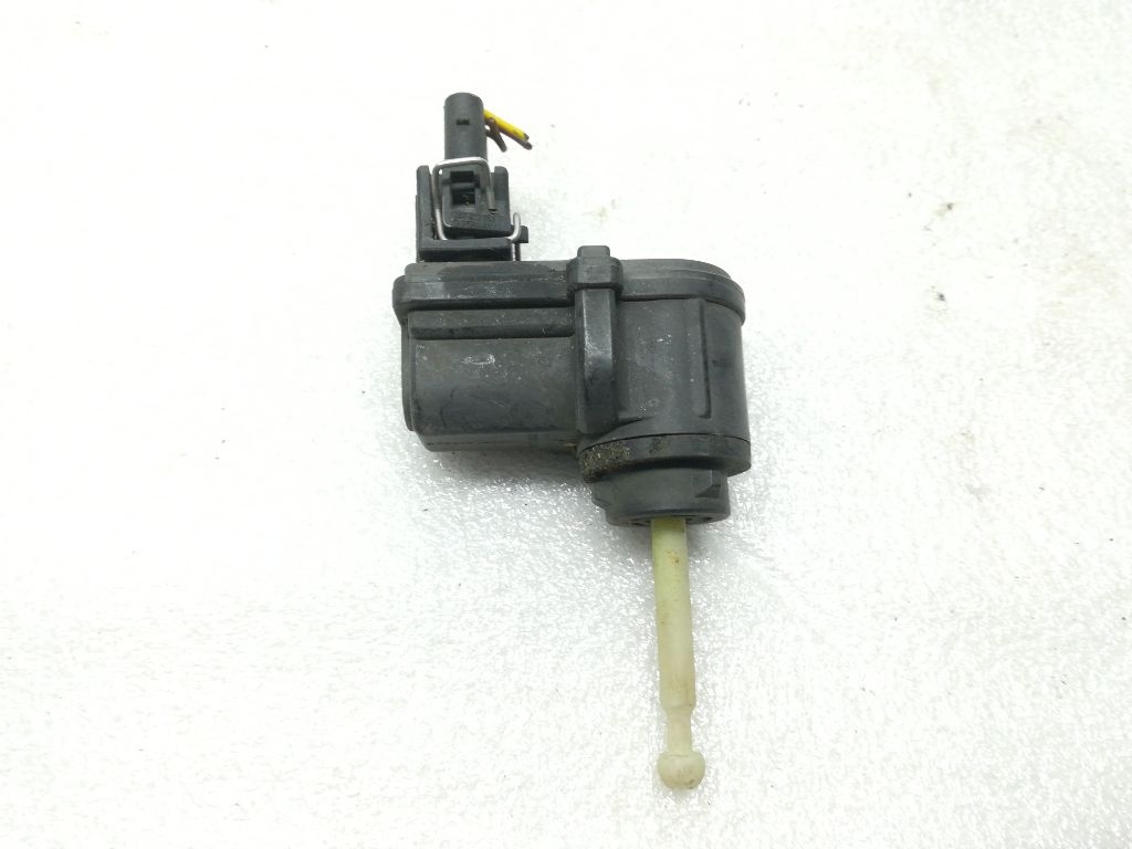 Корректор фар к Audi A4 1999