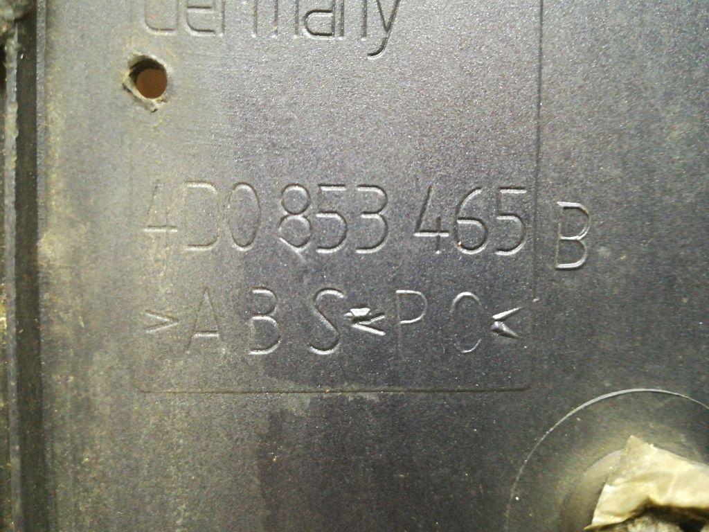 Бленда к Audi A8 2001