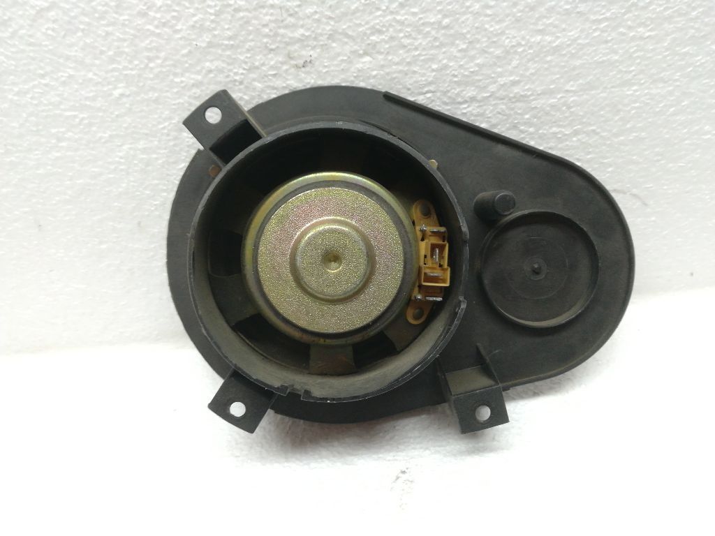 Динамик к Ford Escort 1998