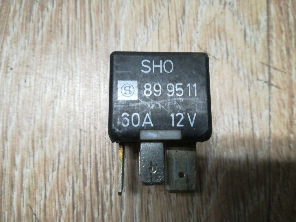 Реле вентилятора к Audi A4 1998