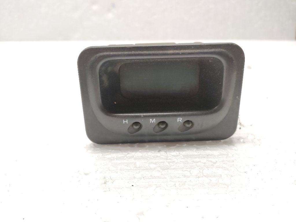 Часы к Hyundai H-1 1994