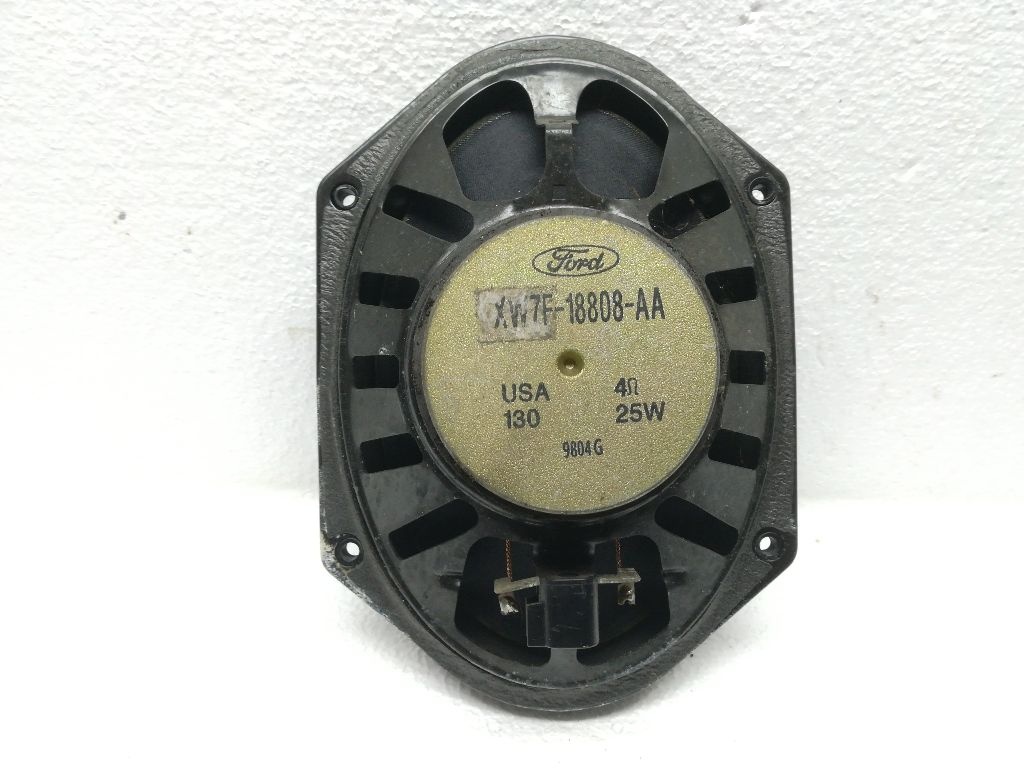 Динамик к Ford Focus 2001