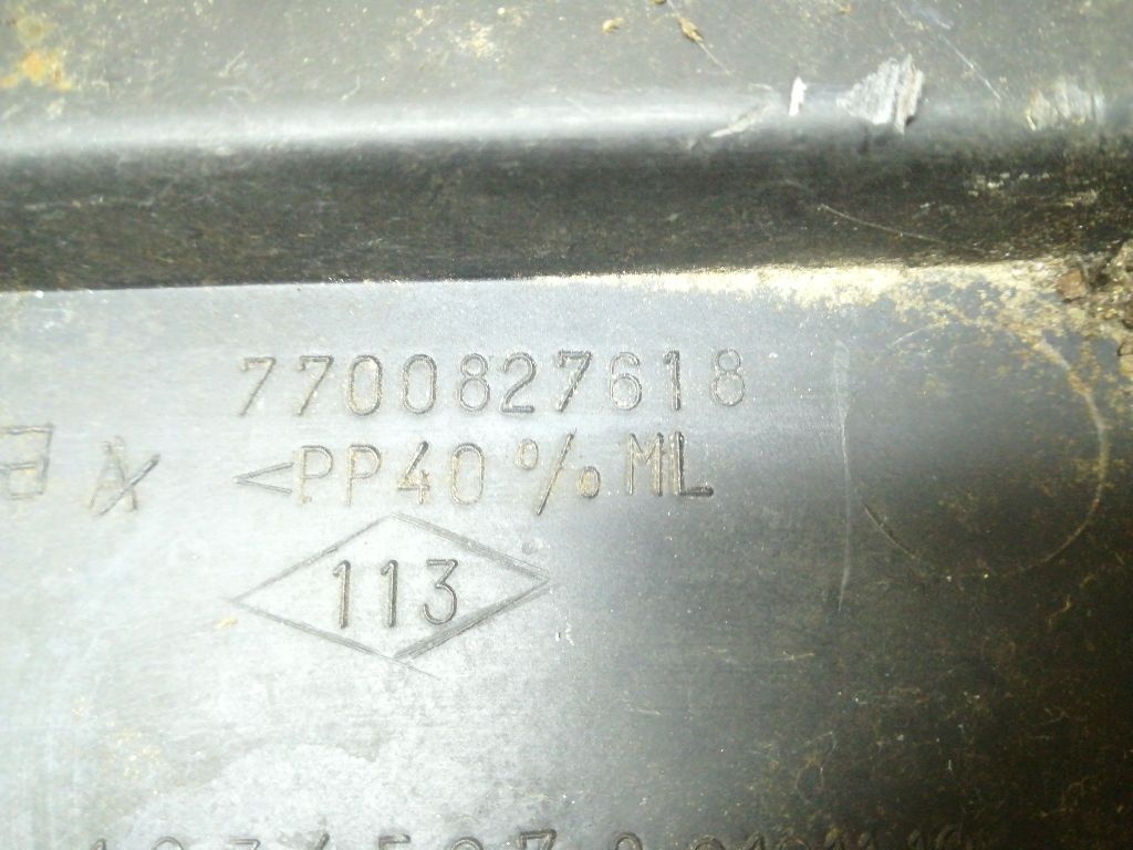 Диффузор вентилятора к Renault 19 1995