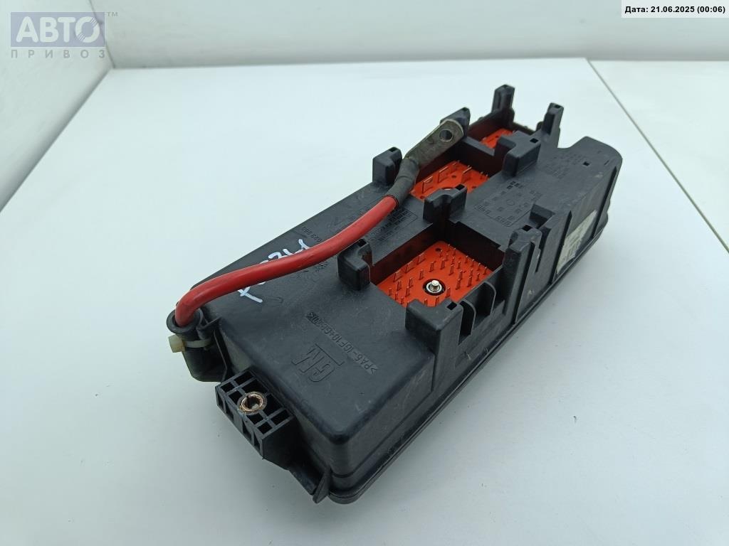 Короб предохранителей к Opel Vectra 2006