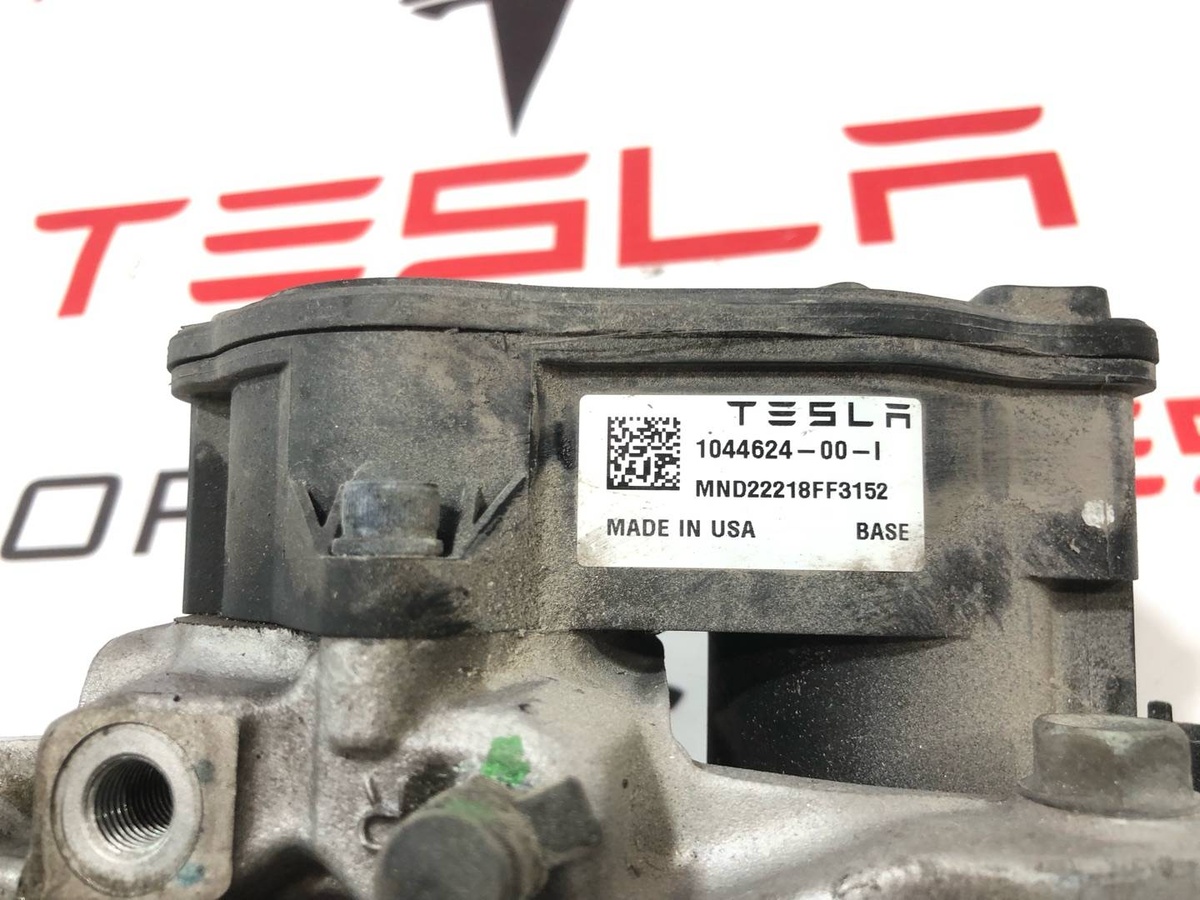 Суппорт задний правый к Tesla Model 3 2022