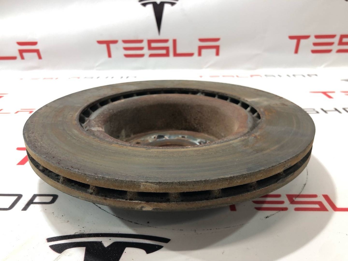 Диск тормозной передний к Tesla Model 3 2022