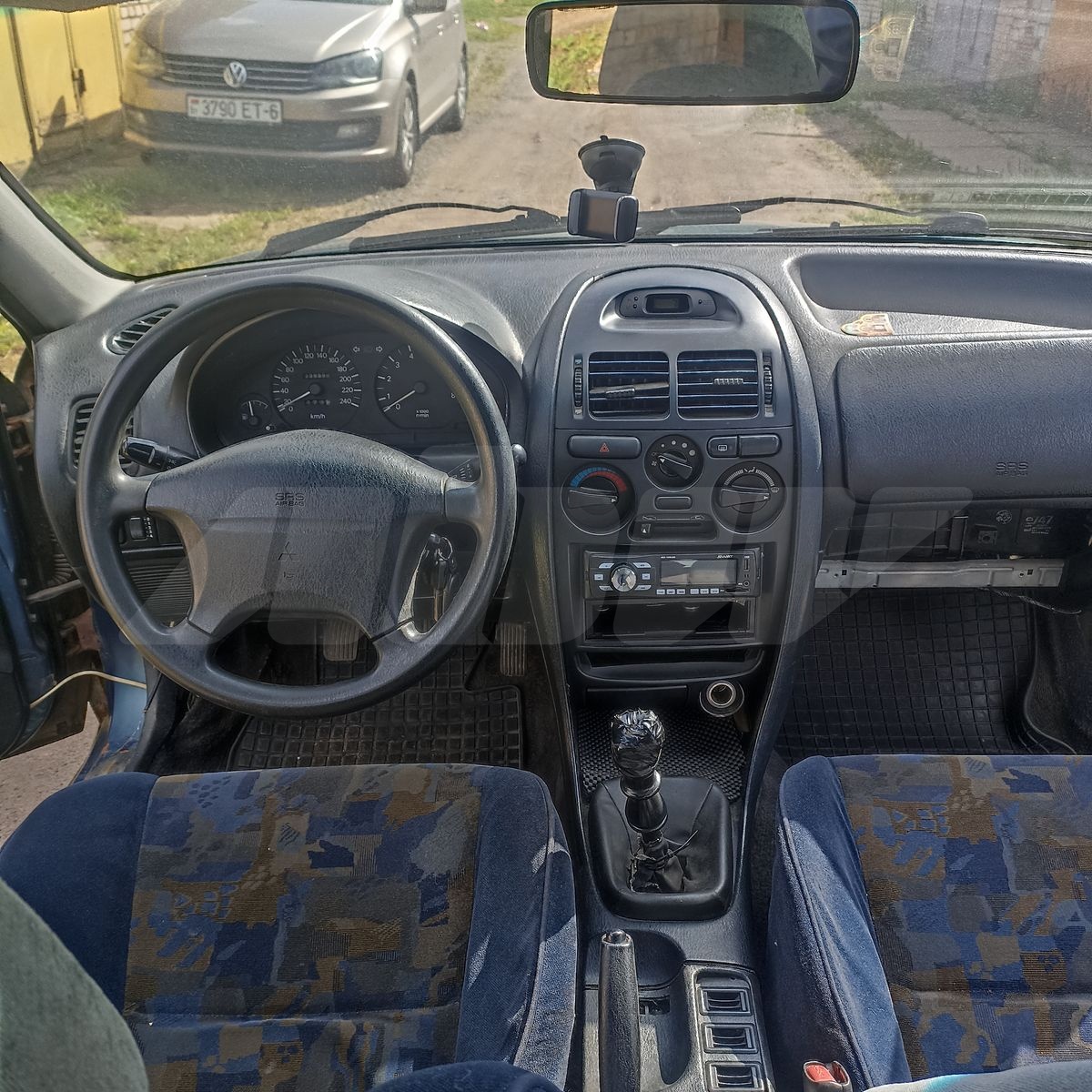 Mitsubishi Carisma I, 1997