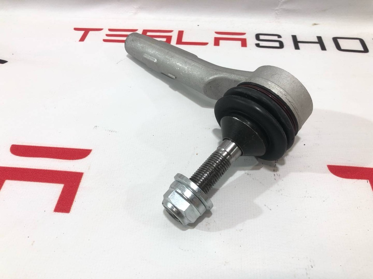 Наконечник рулевой к Tesla Model 3 2019