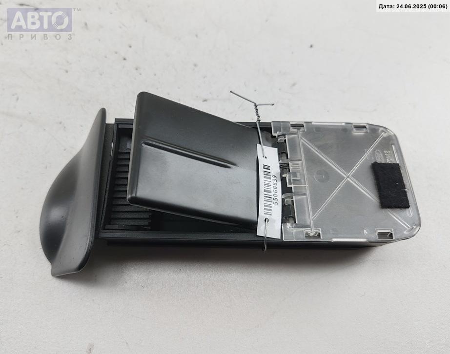 Пепельница к Ford Focus 2001