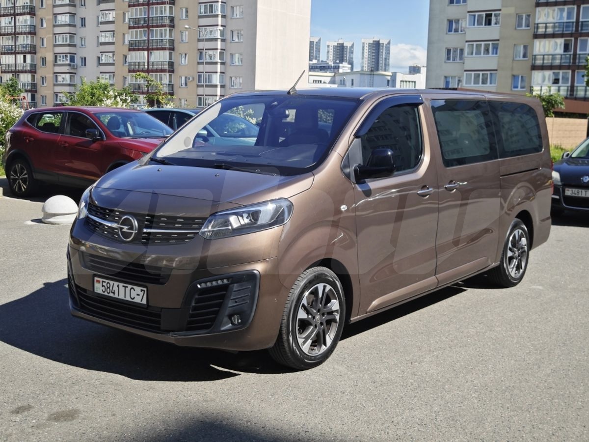 Opel Zafira Life I, 2022
