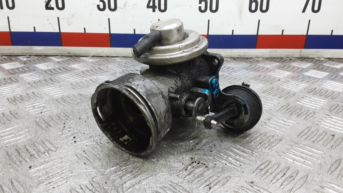 Клапан EGR к Audi A4 2003