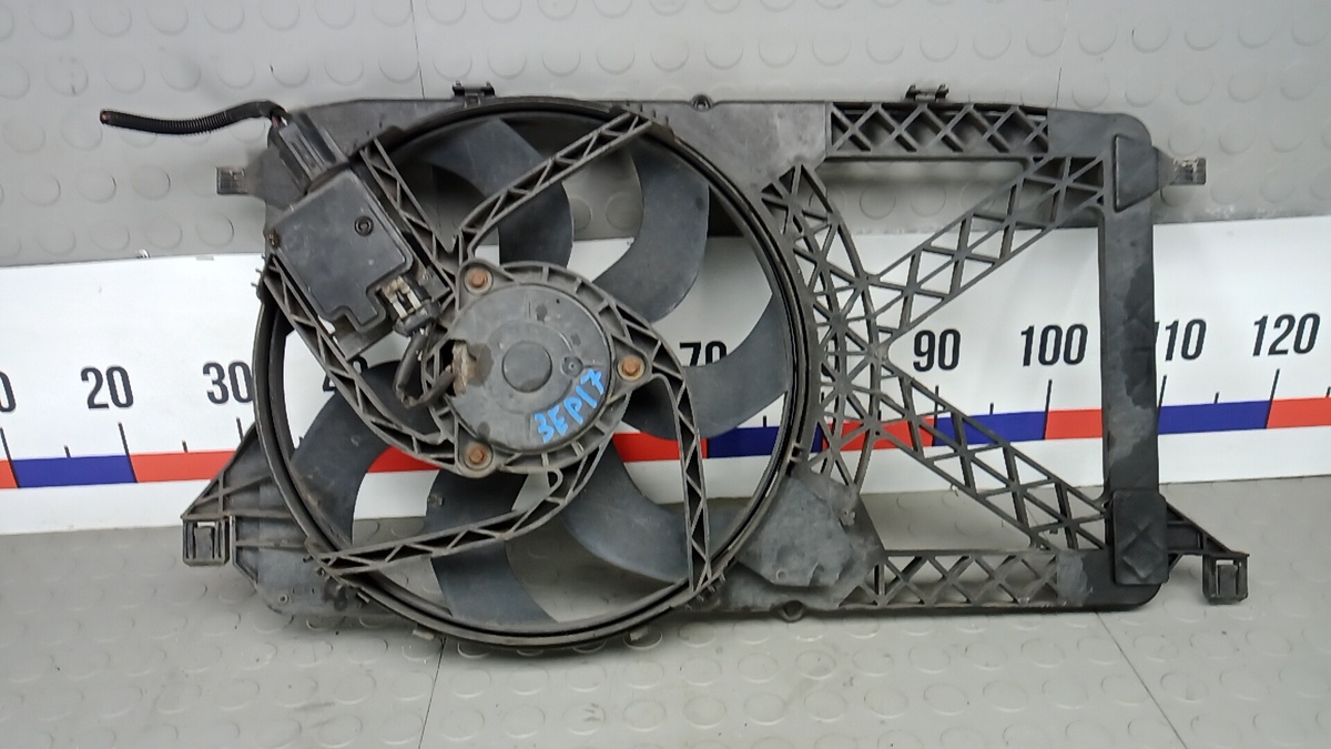 Вентилятор радиатора к Ford Tourneo Connect 2009