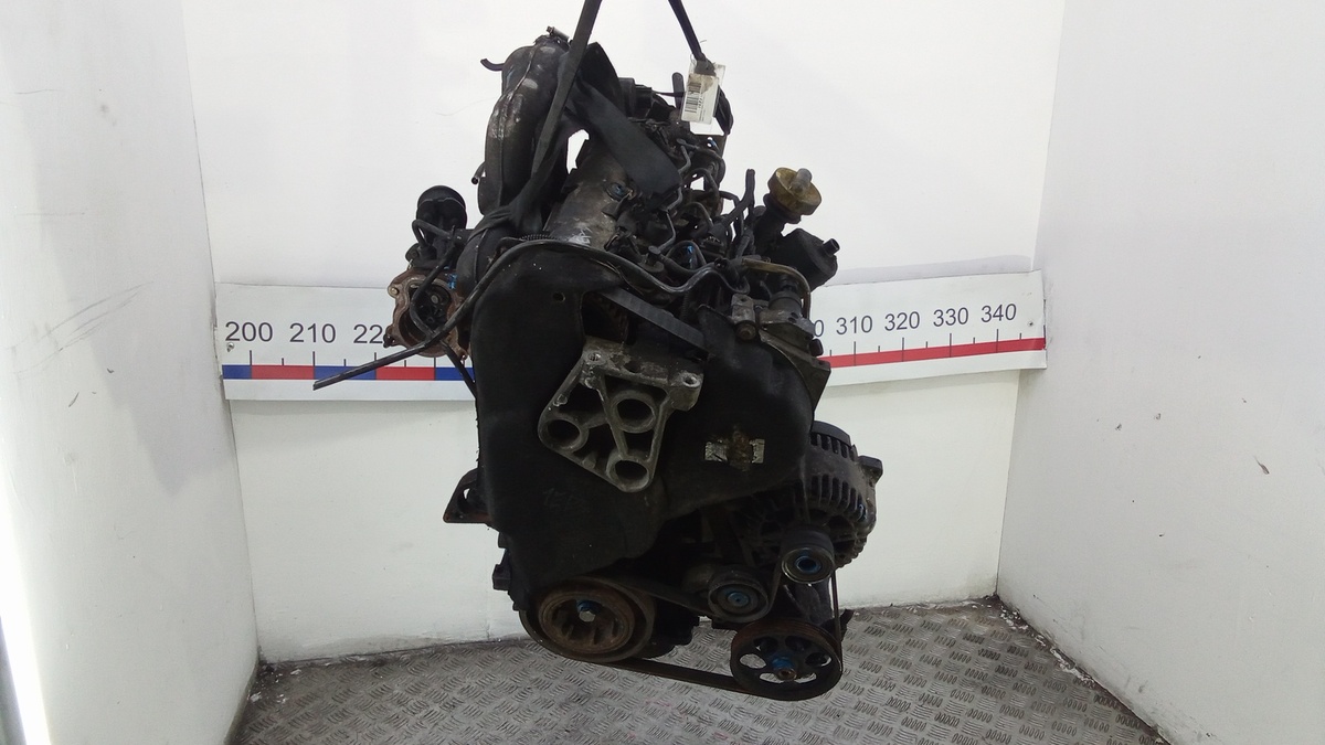Двигатель к Renault Trafic 2005