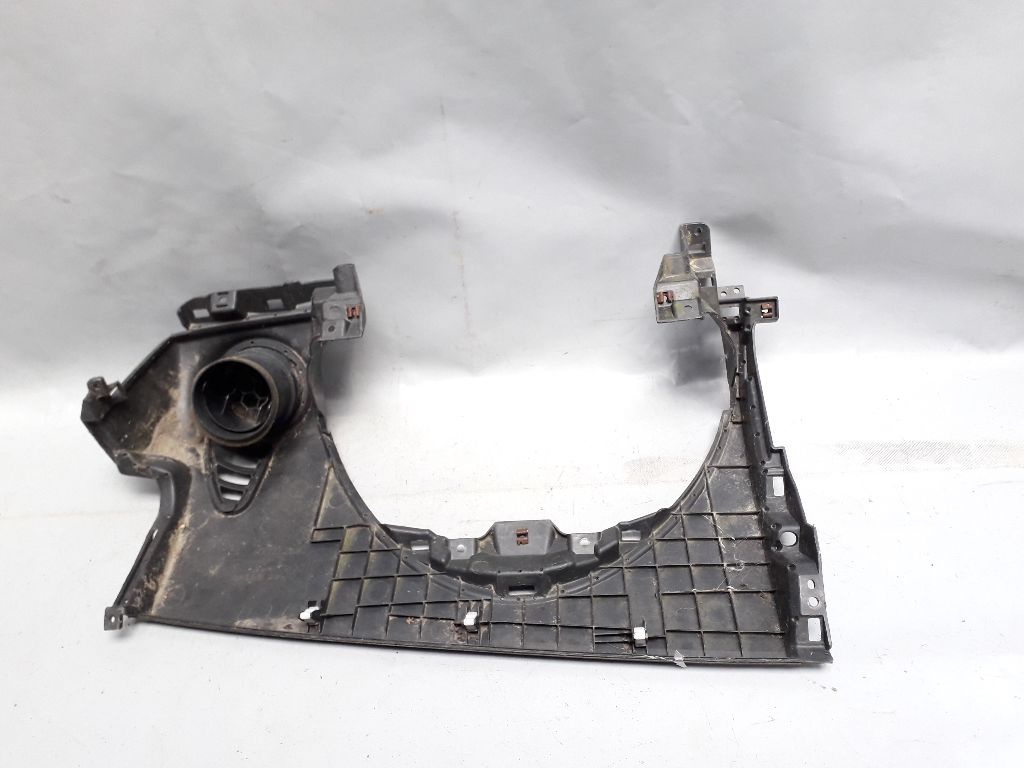 Панель передняя салона (торпедо) к Mazda 3 2005