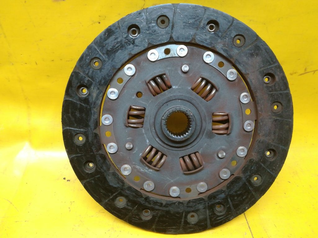Диск сцепления к Renault 19 1993