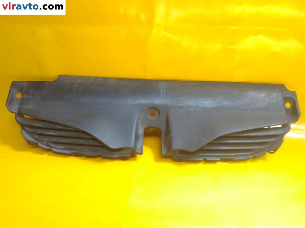Решетка радиатора к Renault Laguna 1996