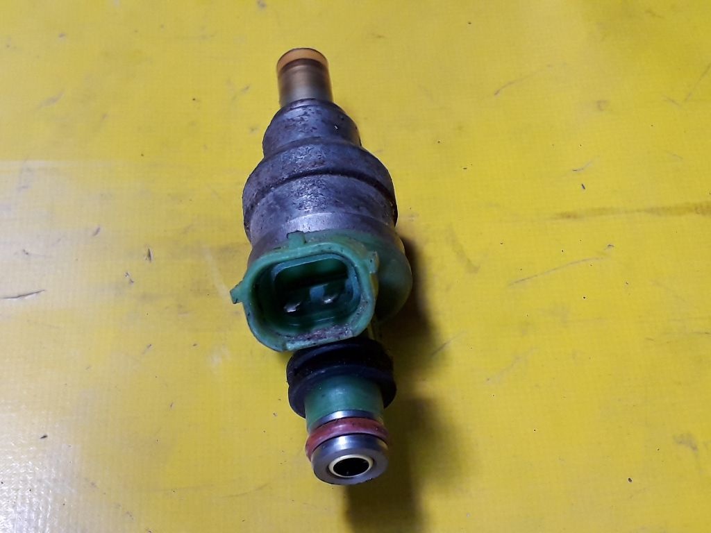 Форсунка к Mazda 323 1996