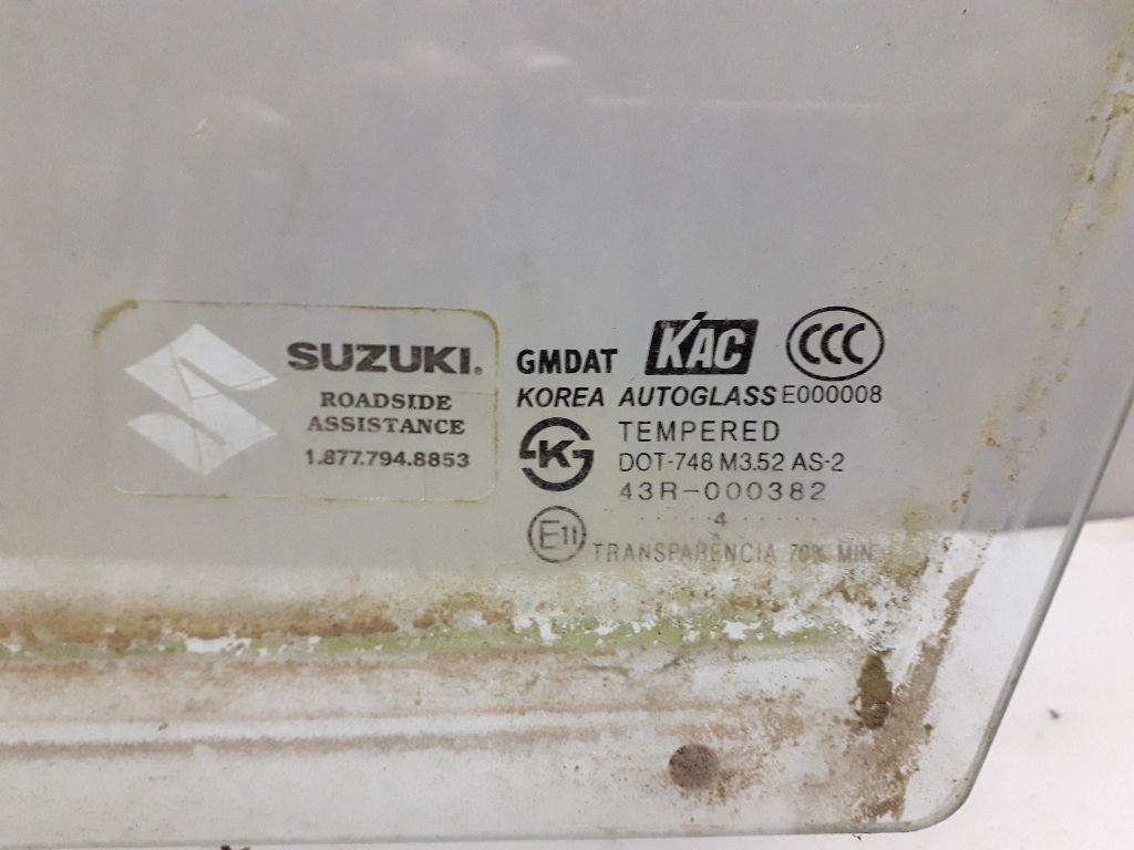 Стекло двери передней левой к Suzuki Forenza 2004
