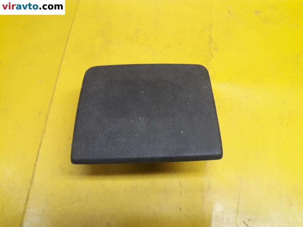 Пепельница к Volkswagen Golf 1991