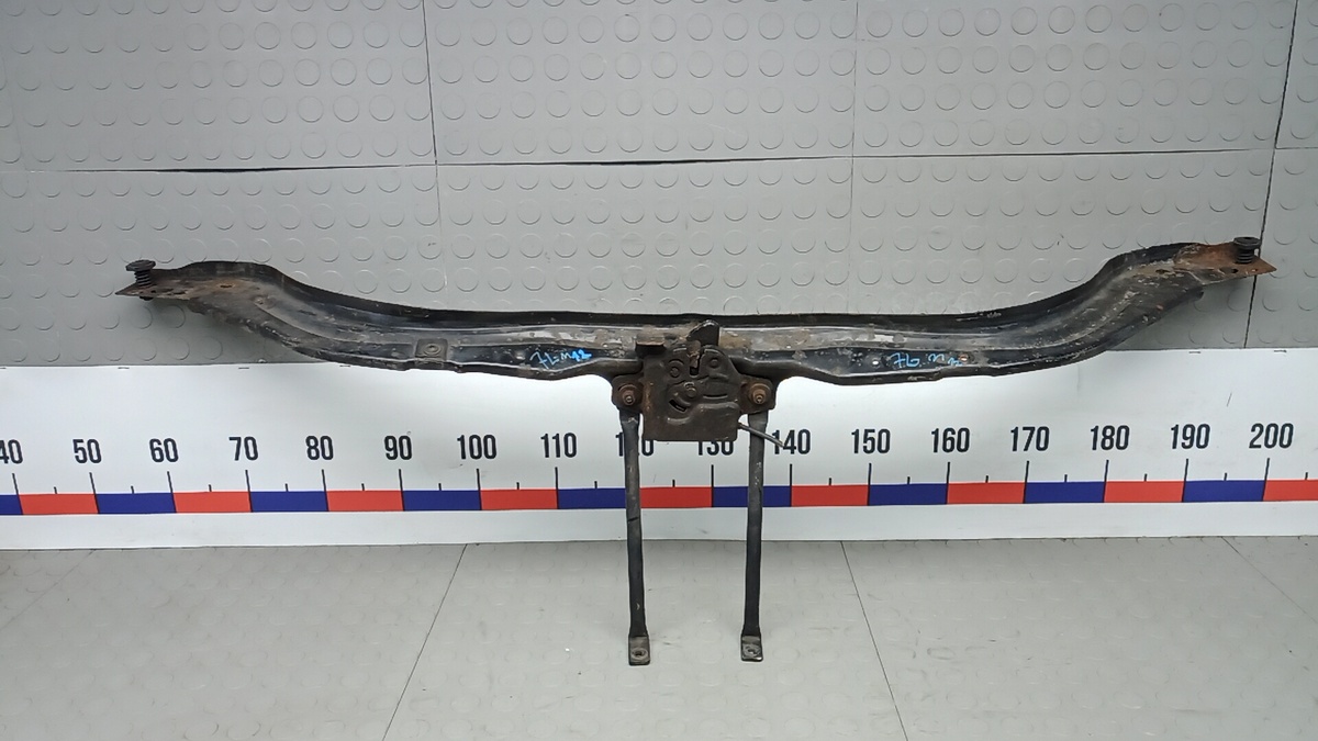 Рамка капота к Jeep Grand Cherokee 2003