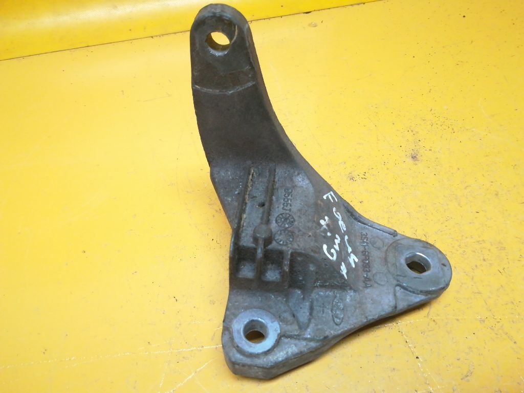 Кронштейн двигателя к Ford Focus 2003