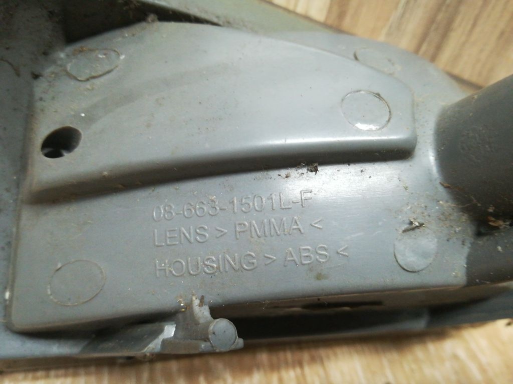 Поворотник левый к Iveco  1996