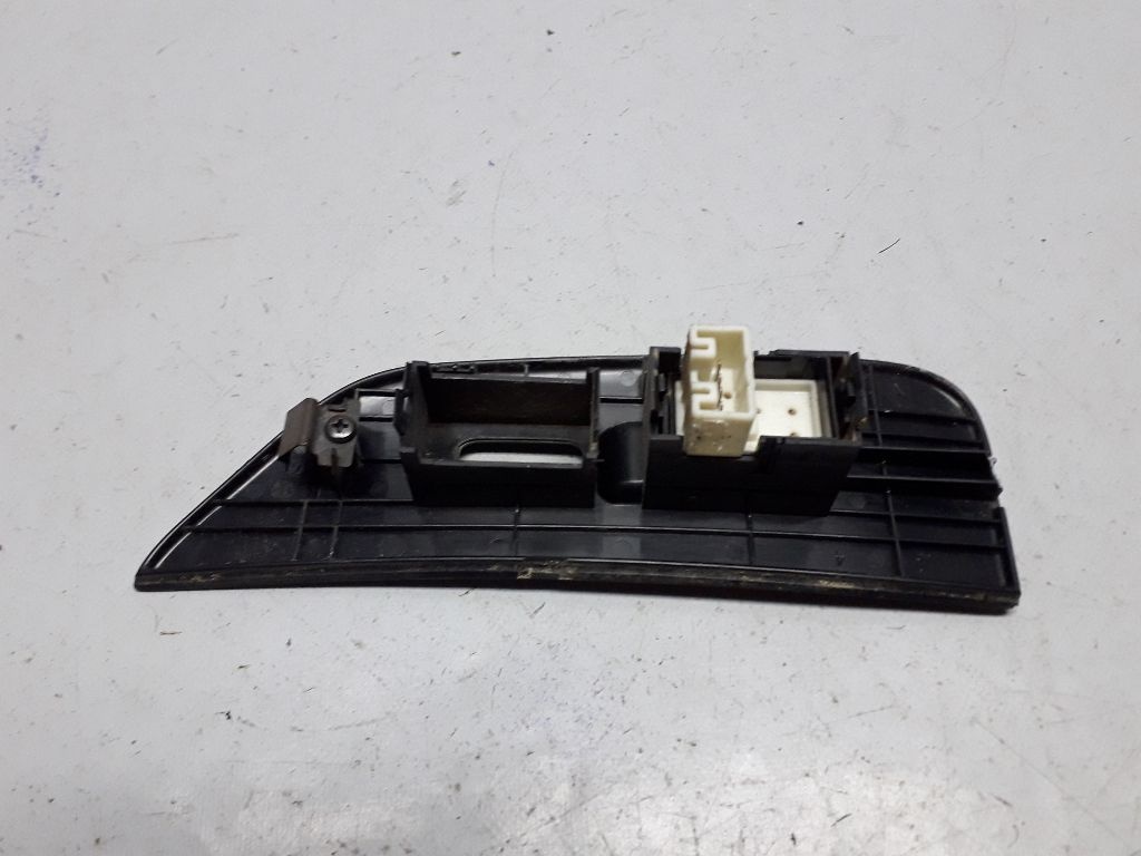 Кнопка стеклоподъемника переднего правого к Toyota Avalon 1998