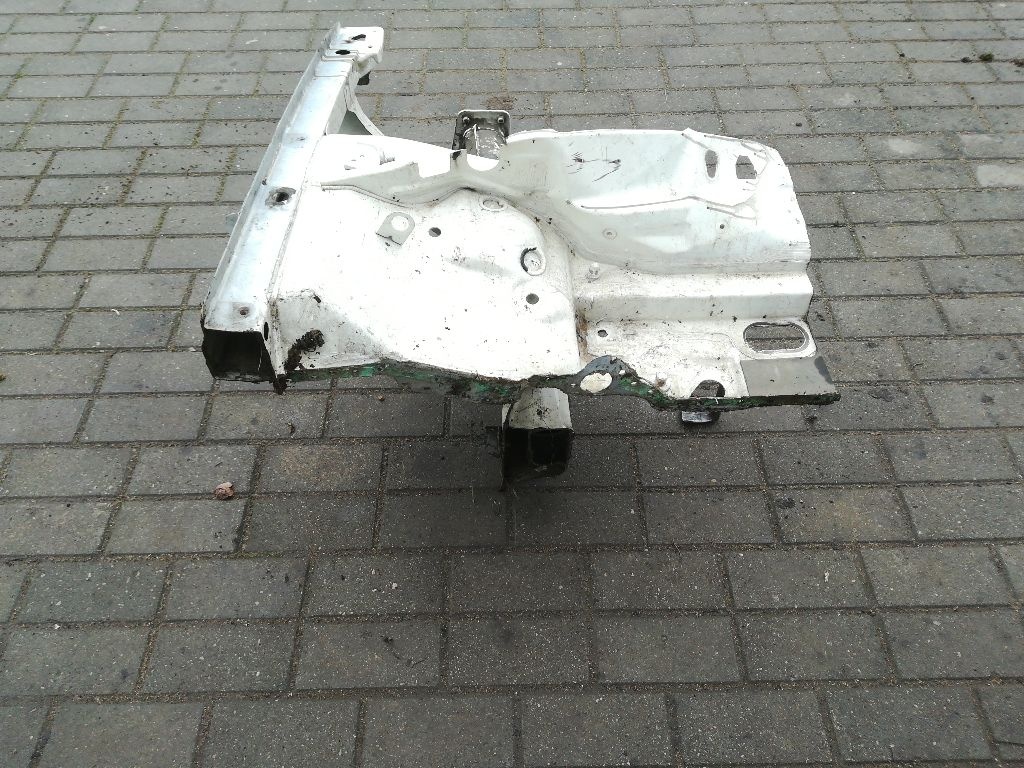 Лонжерон левый к Audi A4 1997