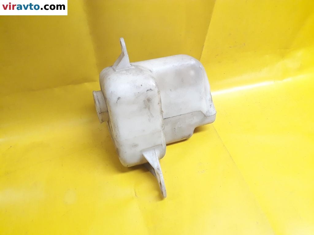 Бачок расширительный к Mazda 626 2000