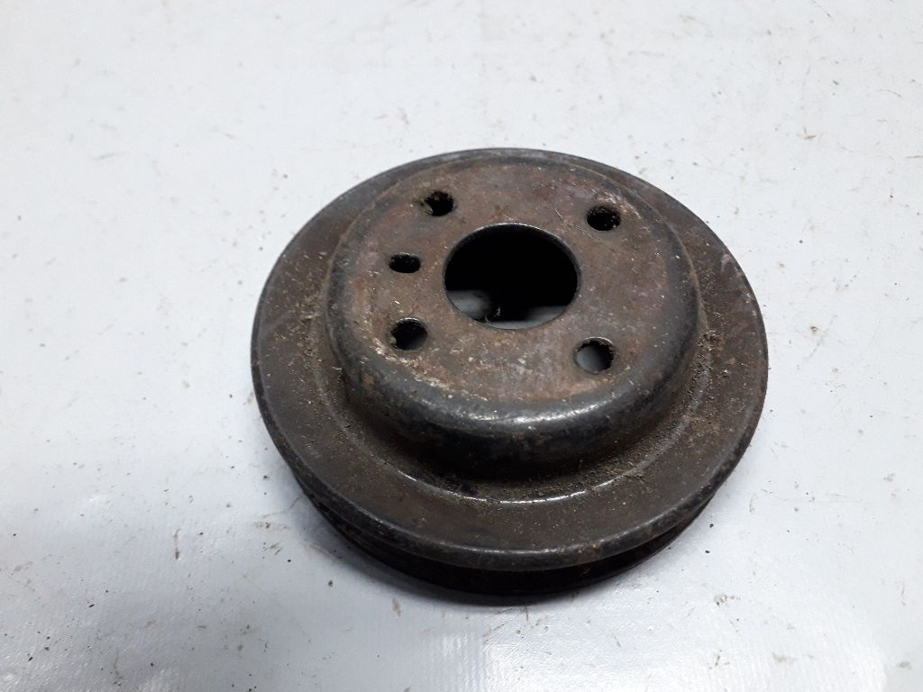 Шкив помпы к Kia Joice 2001