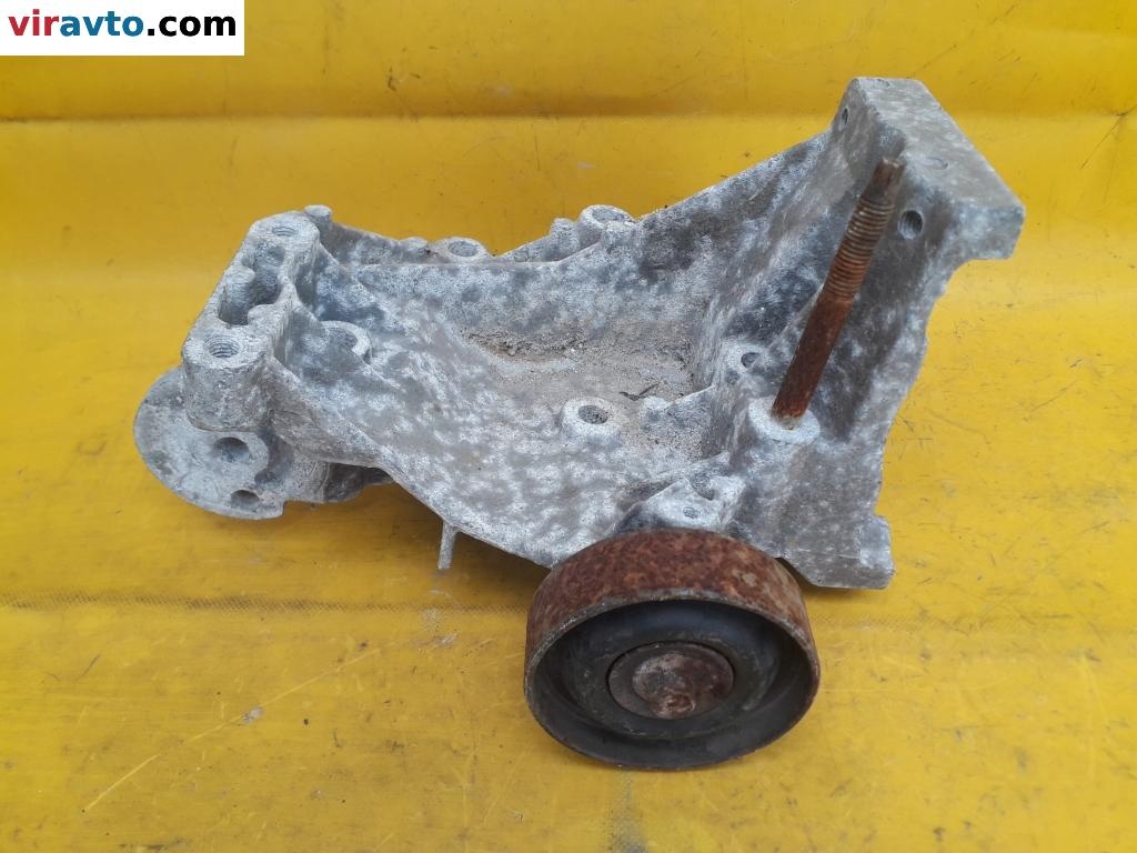 Кронштейн генератора к Ford Focus 2001