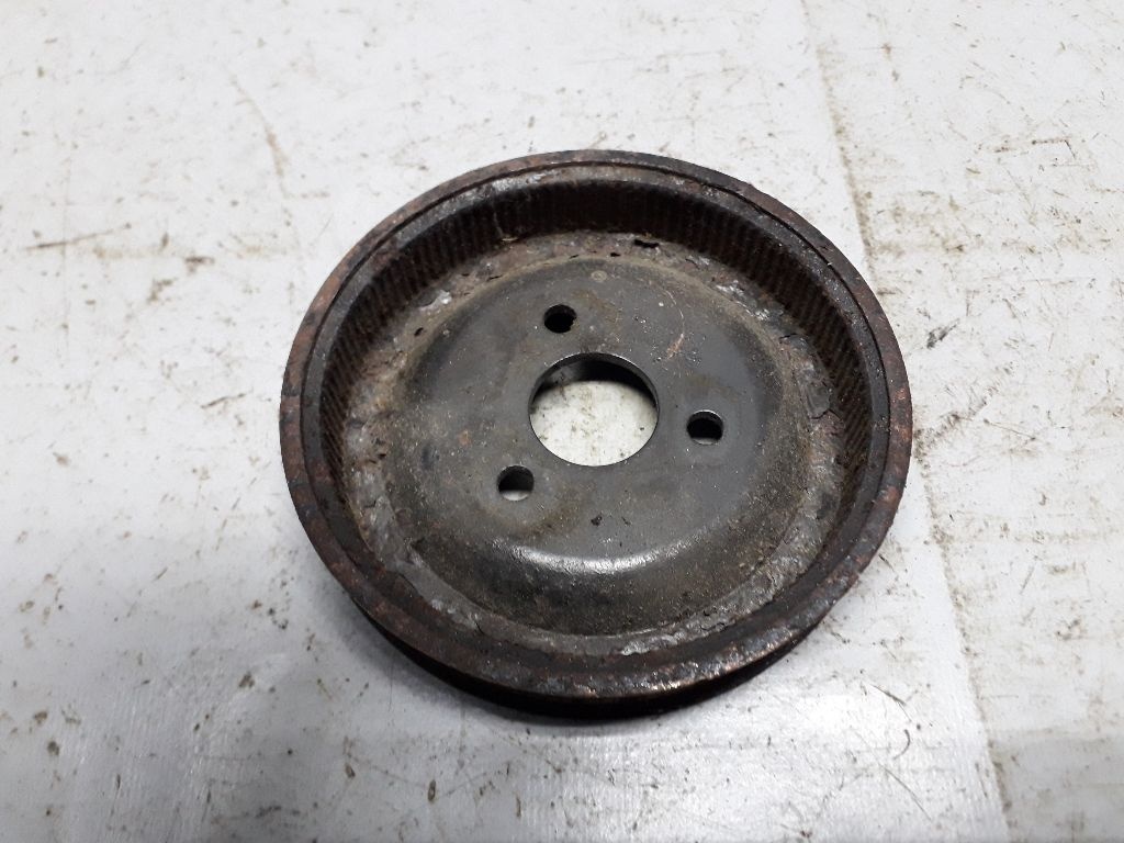 Шкив помпы к Kia Clarus 1999