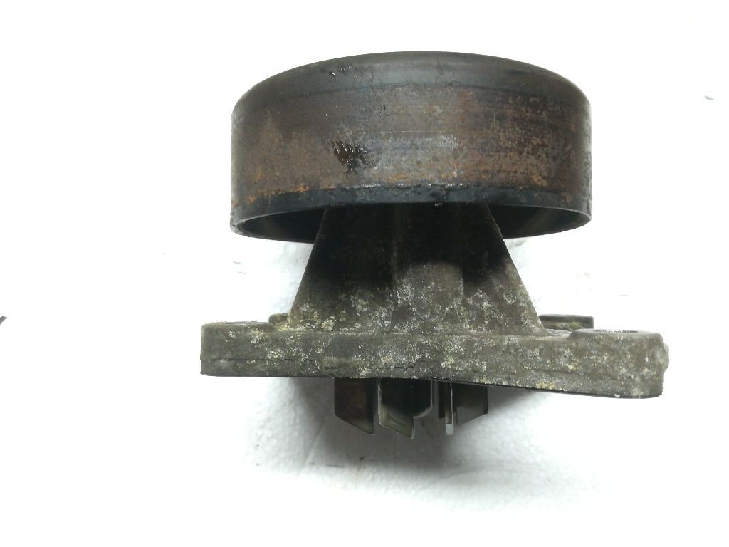 Помпа к Nissan Qashqai 2009