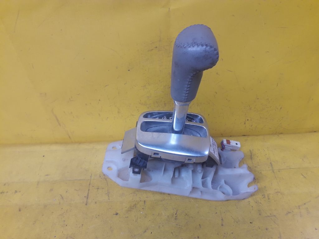 Кулиса к Mazda 626 2000