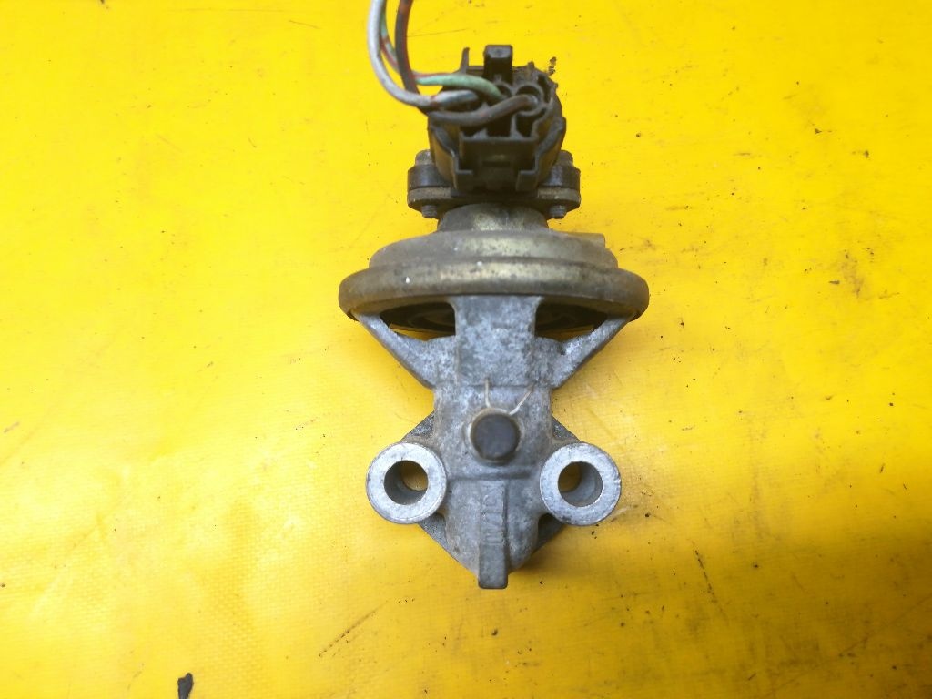 Клапан EGR к Mazda 323 1995