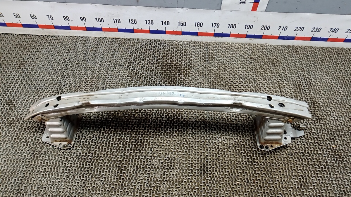 Усилитель бампера к Opel Signum 2005