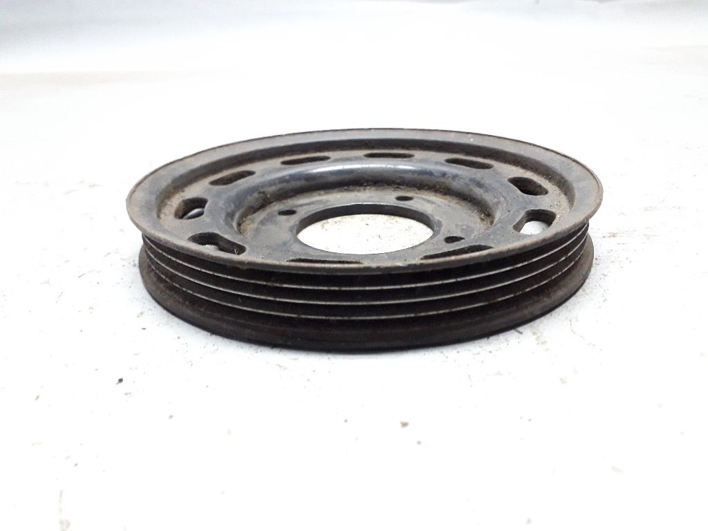 Шкив помпы к Suzuki Baleno 1997