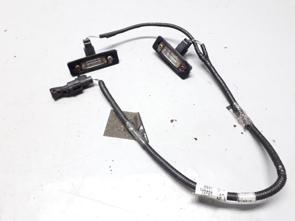 Подсветка номера к Ford Focus 2009