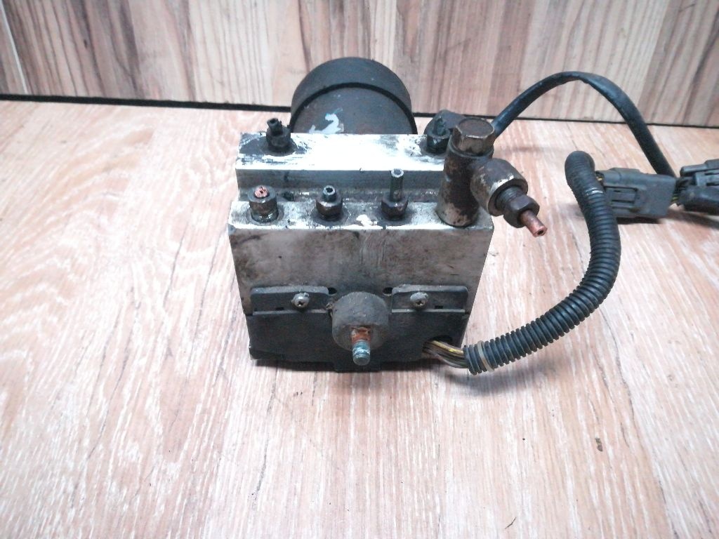Блок ABS к Mazda 626 1995