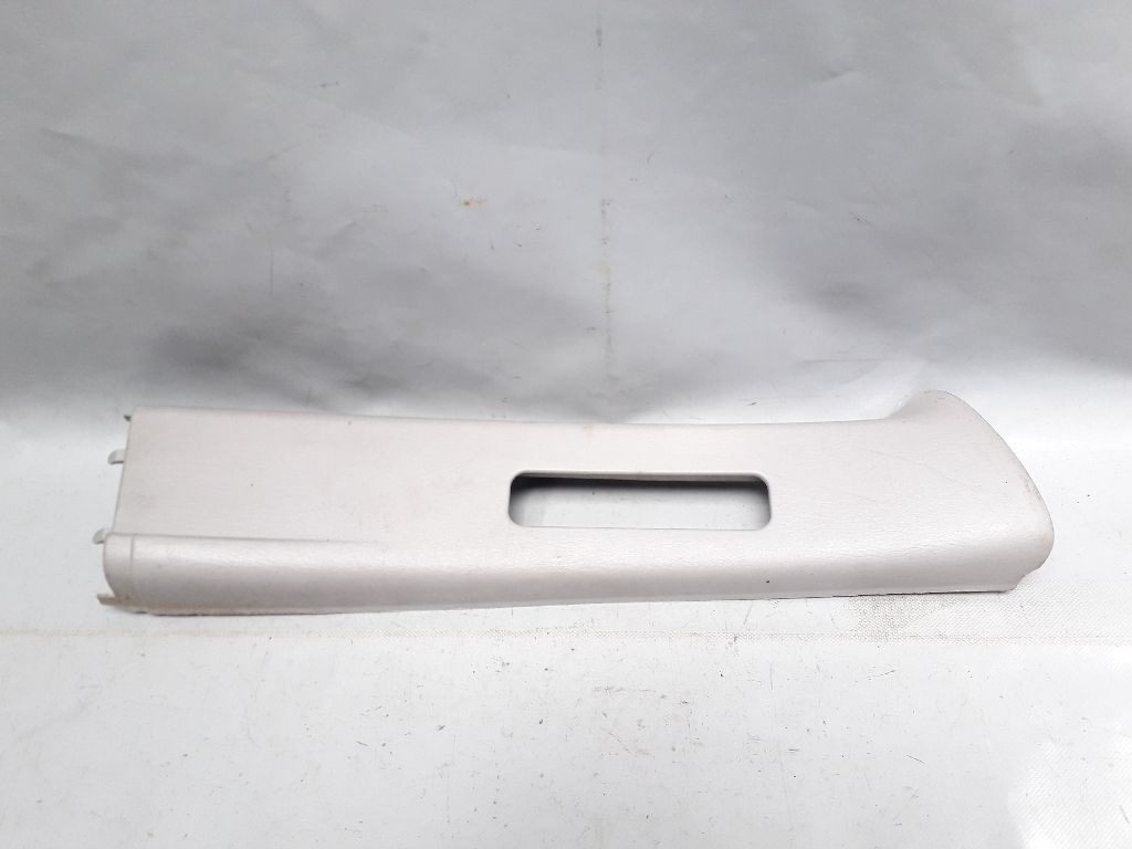 Обшивка стойки к Mazda MPV 2001