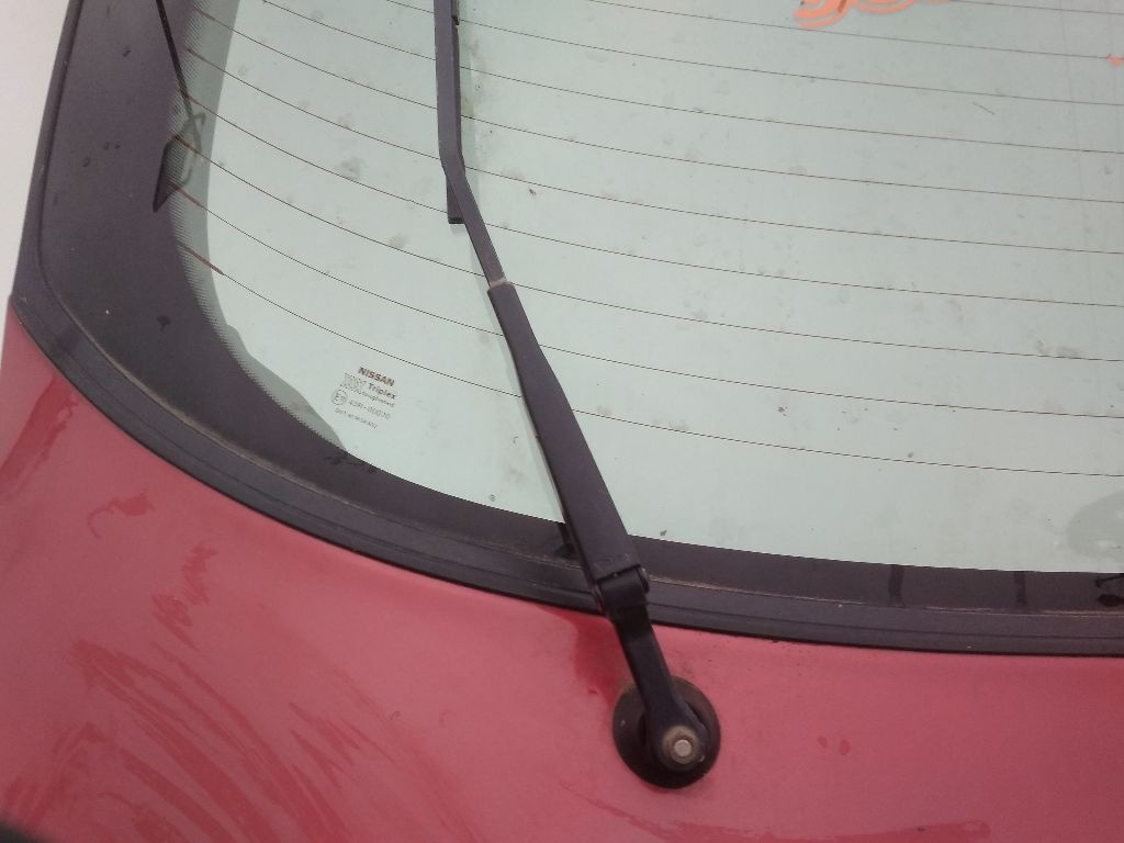 Щеткодержатель задний к Nissan Primera 1998