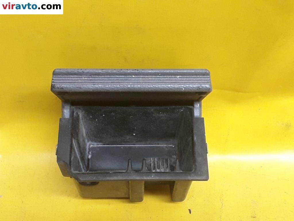 Пепельница к Renault Clio 1996