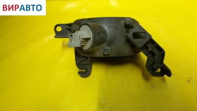 Фонарь противотуманный правый к Mazda 323 1997