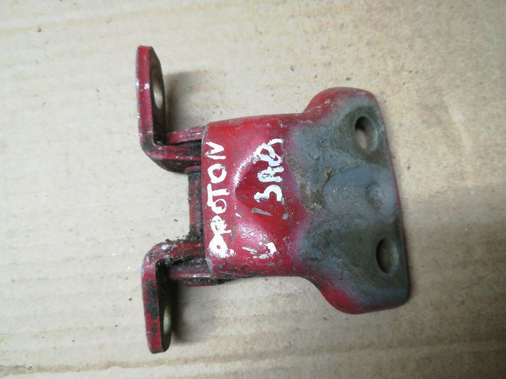 Петля двери к Proton 400 1997