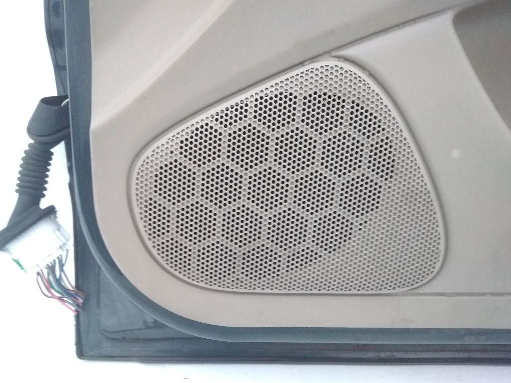 Динамик к Ford Escape 2003