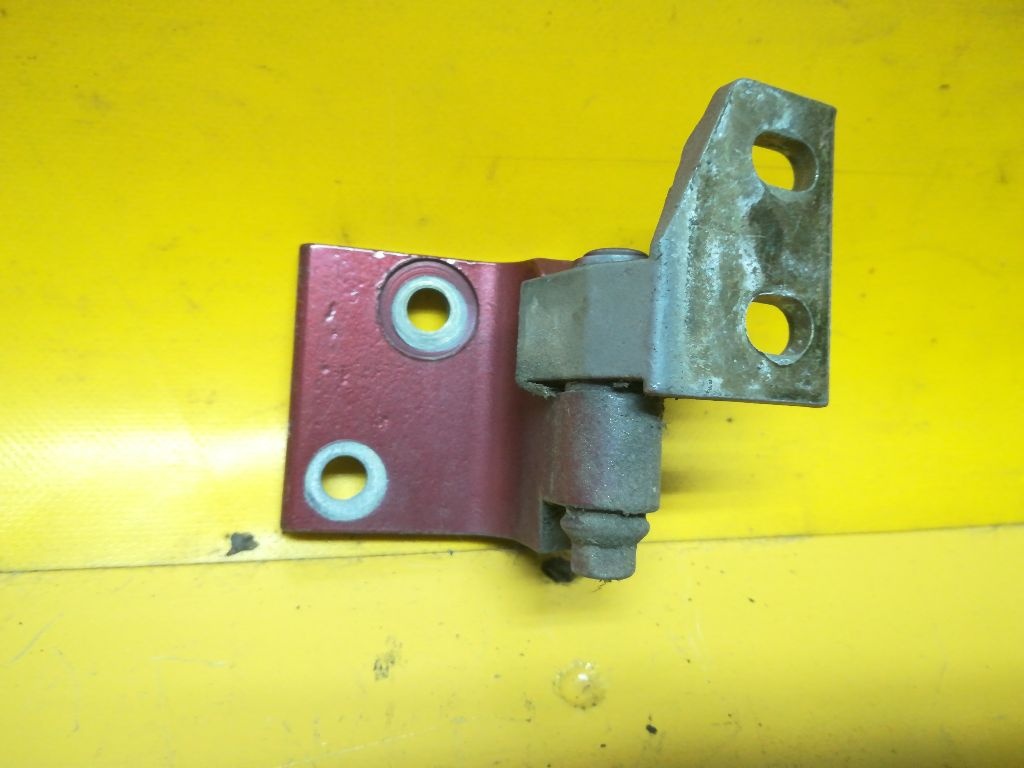 Петля двери к Peugeot 306 1997