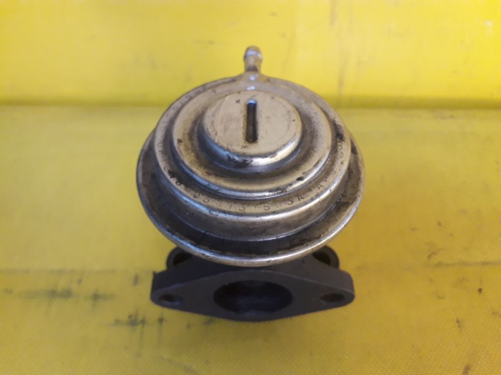 Клапан EGR к Audi A8 1998