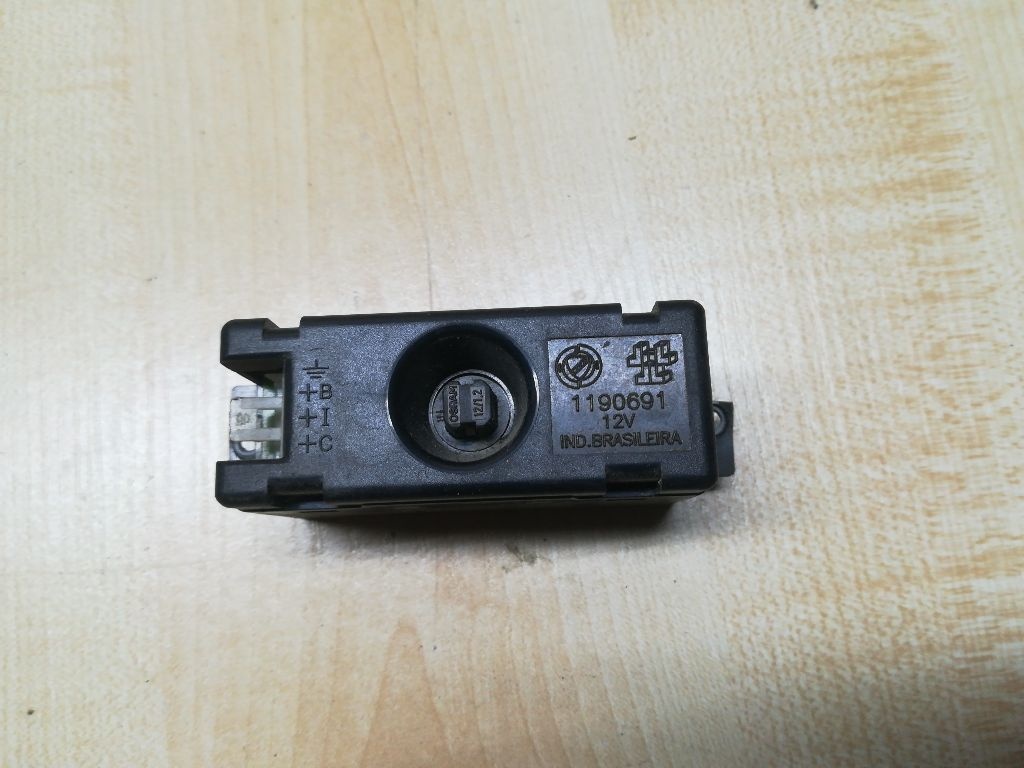 Часы к Fiat Uno 1998